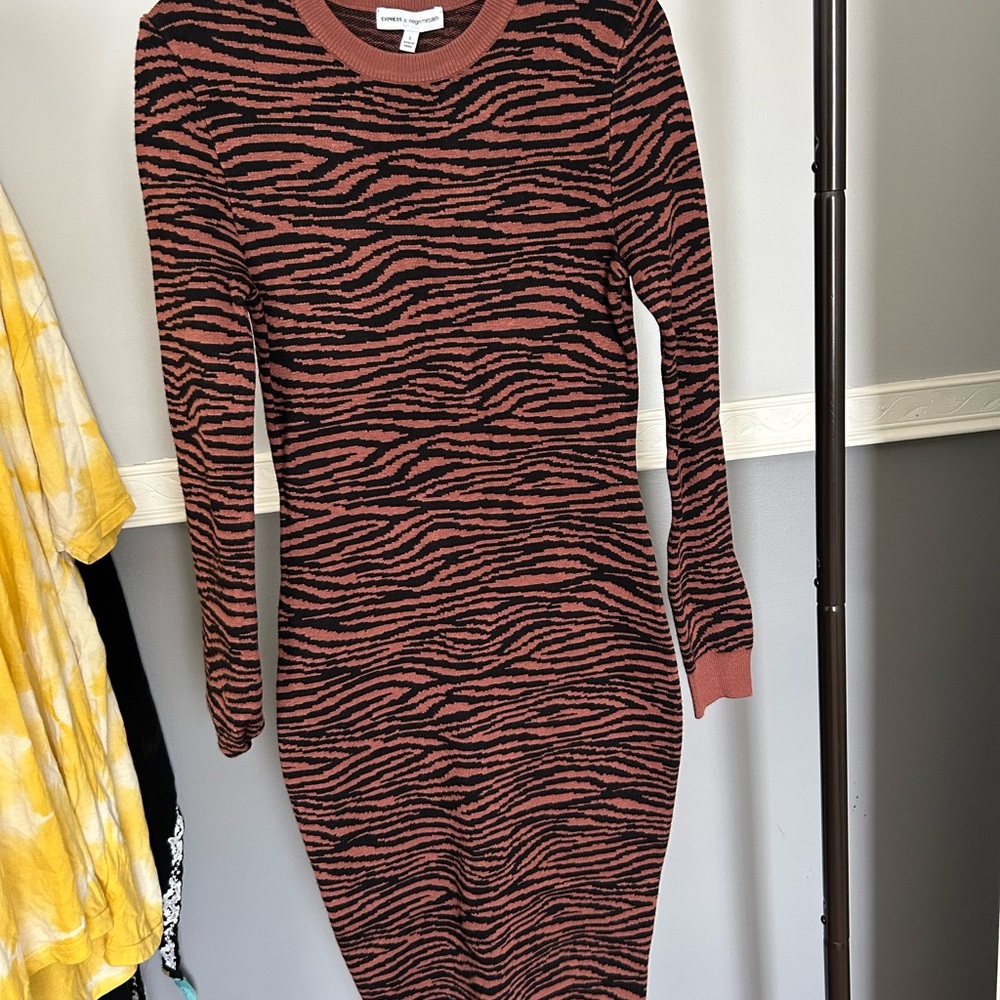 Express Brown and Black Cuffed Sleeve Sweater Dress